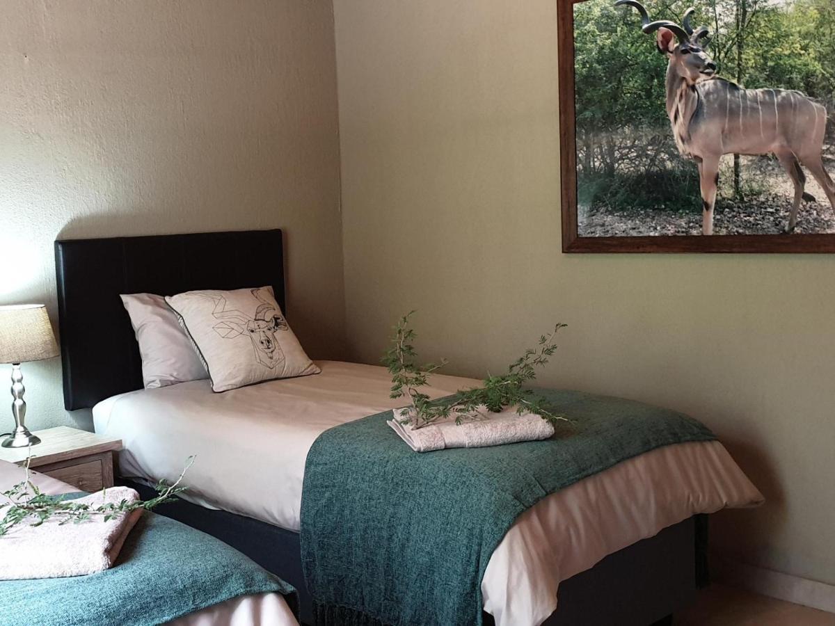 Kudus Crest Bush Retreat Apartment Marloth Park Bagian luar foto