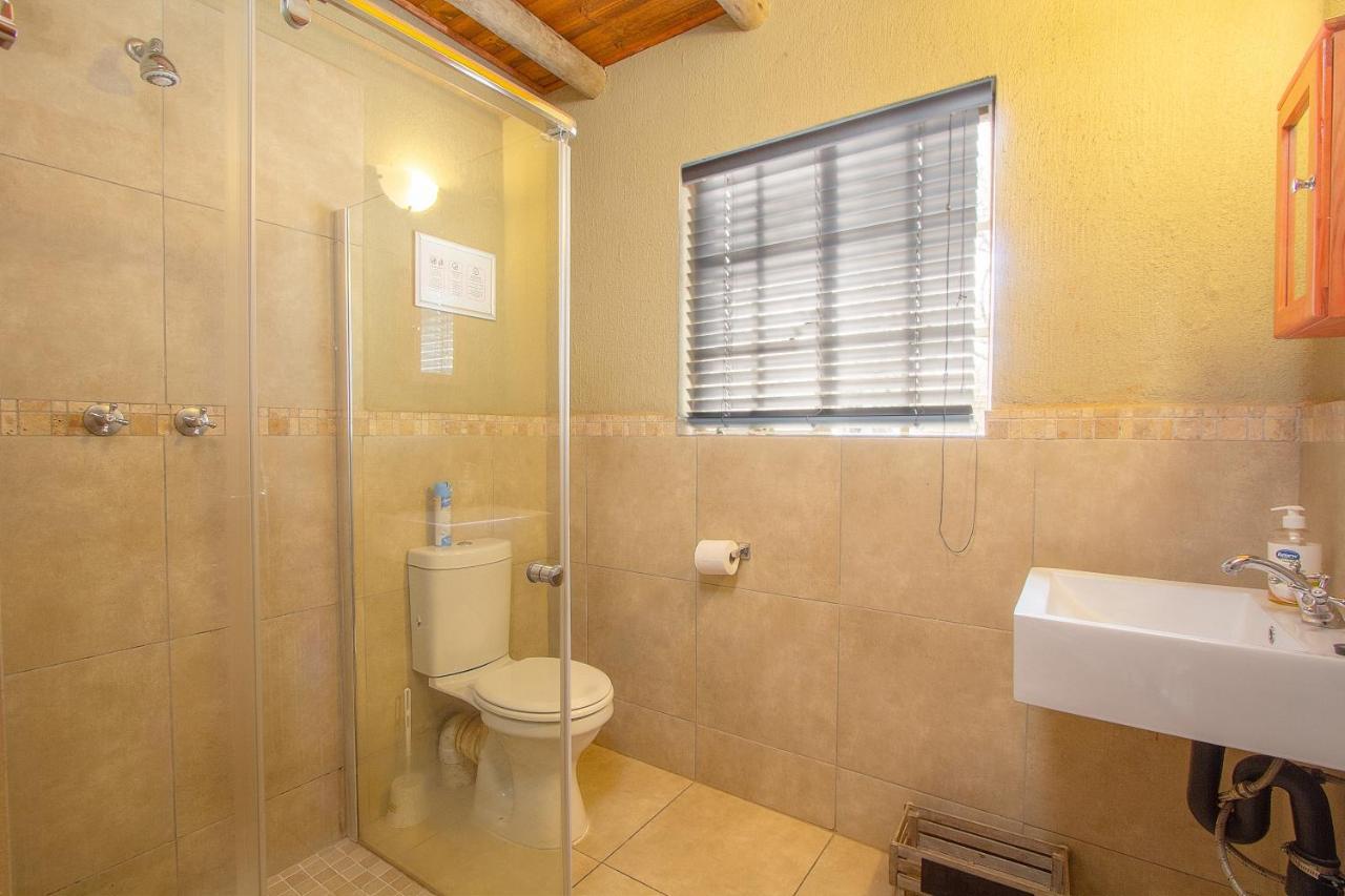 Kudus Crest Bush Retreat Apartment Marloth Park Bagian luar foto